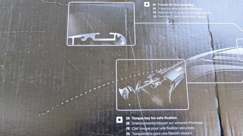 Prodám prémiové střešní příčníky Thule WingBar Edge Black (9582B)