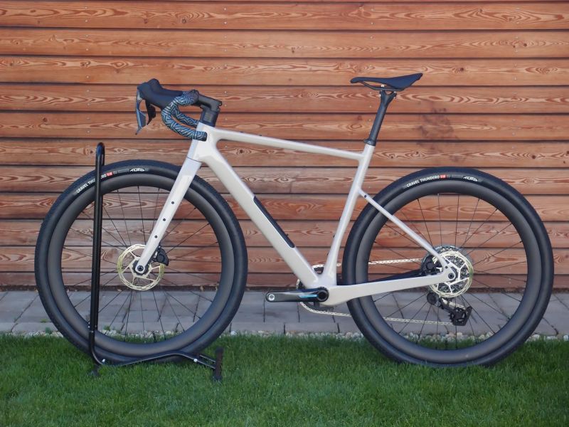 Carbon Gravel Custom 2026, Sram Rival E1 Xplr AXS 1x13, M/L (175-185cm), 8,3 kg