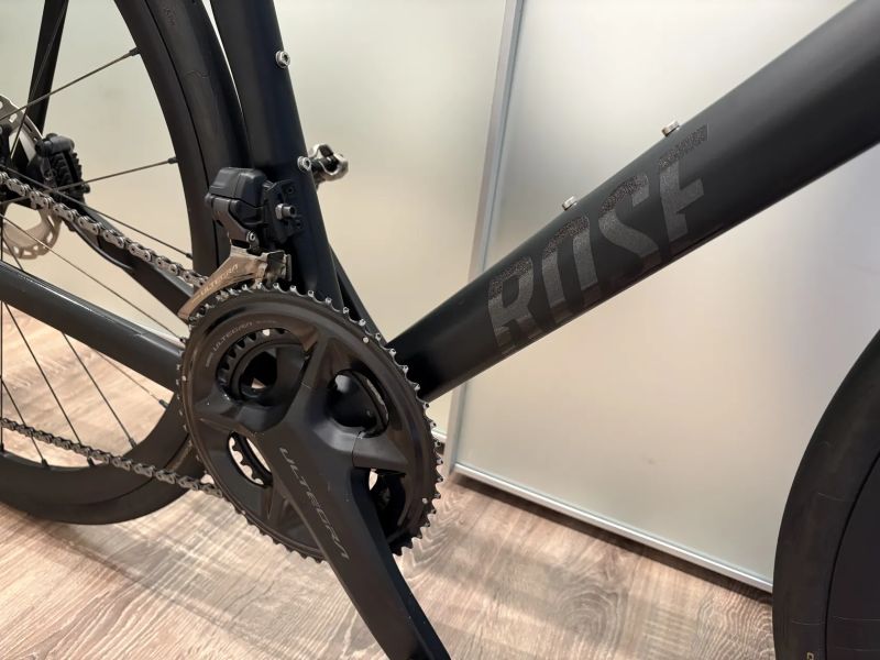 Rose Reveal Six Ultegra Di2 - karbonové silniční kolo