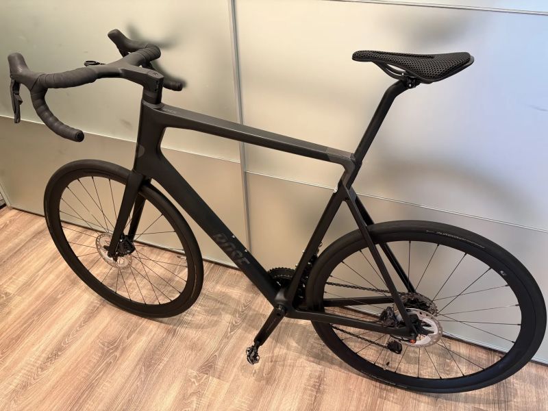 Rose Reveal Six Ultegra Di2 - karbonové silniční kolo