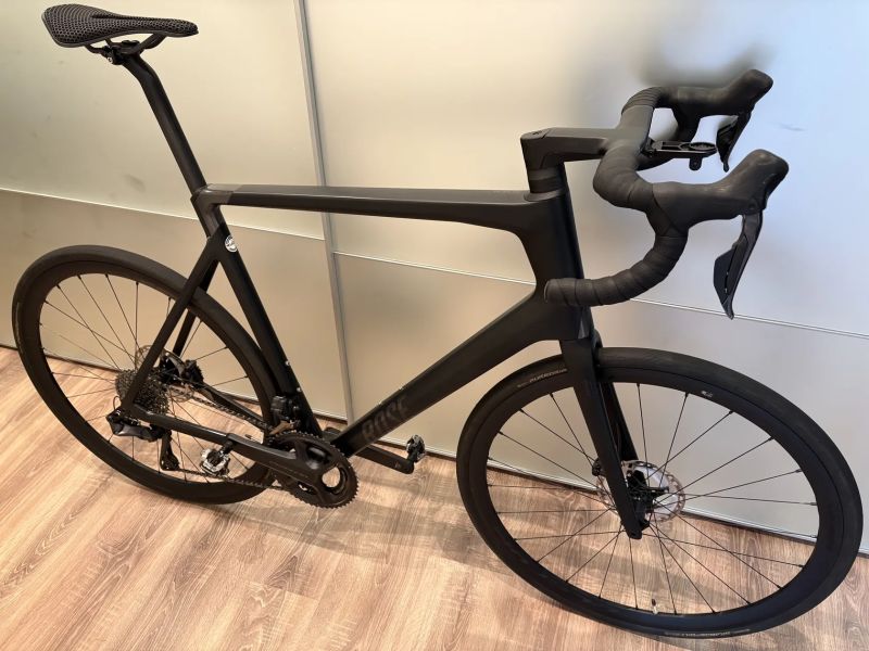 Rose Reveal Six Ultegra Di2 - karbonové silniční kolo
