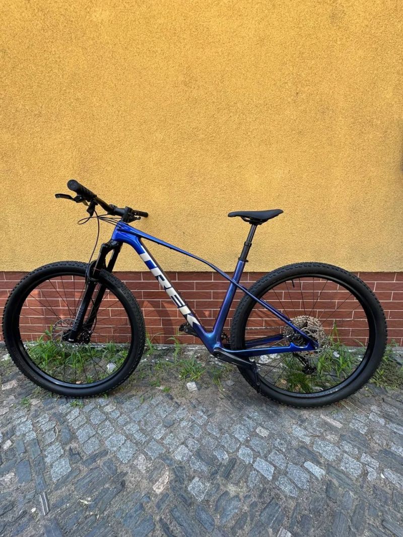 Trek Procaliber 9.5 Gen3 Hex Blue Carbon Horské kolo