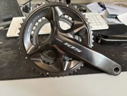 Kliky Shimano 105 s převodníkem 50-34 a wattmeterm
