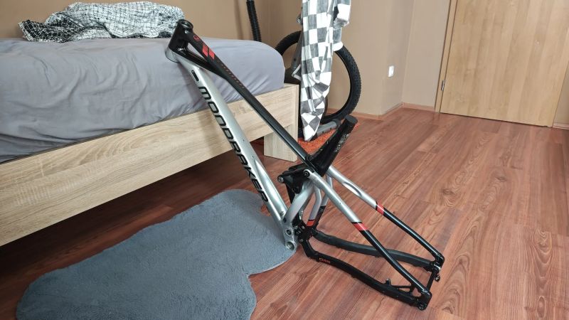 Mondraker Superfoxy R | ２９" ＳＵＰＥＲＥＮＤＵＲＯ