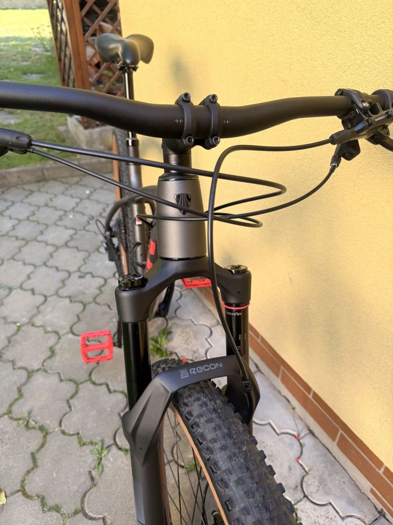 TREK PROCALIBER 8 MATTE MERCURY/LITHIUM GREY