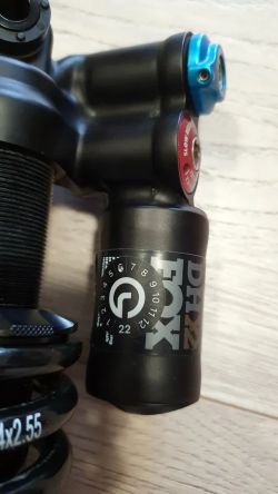 Fox DHX2 Factory 230x65