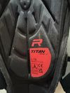 Chrániče kolen Fox Titan Race Knee Guard black