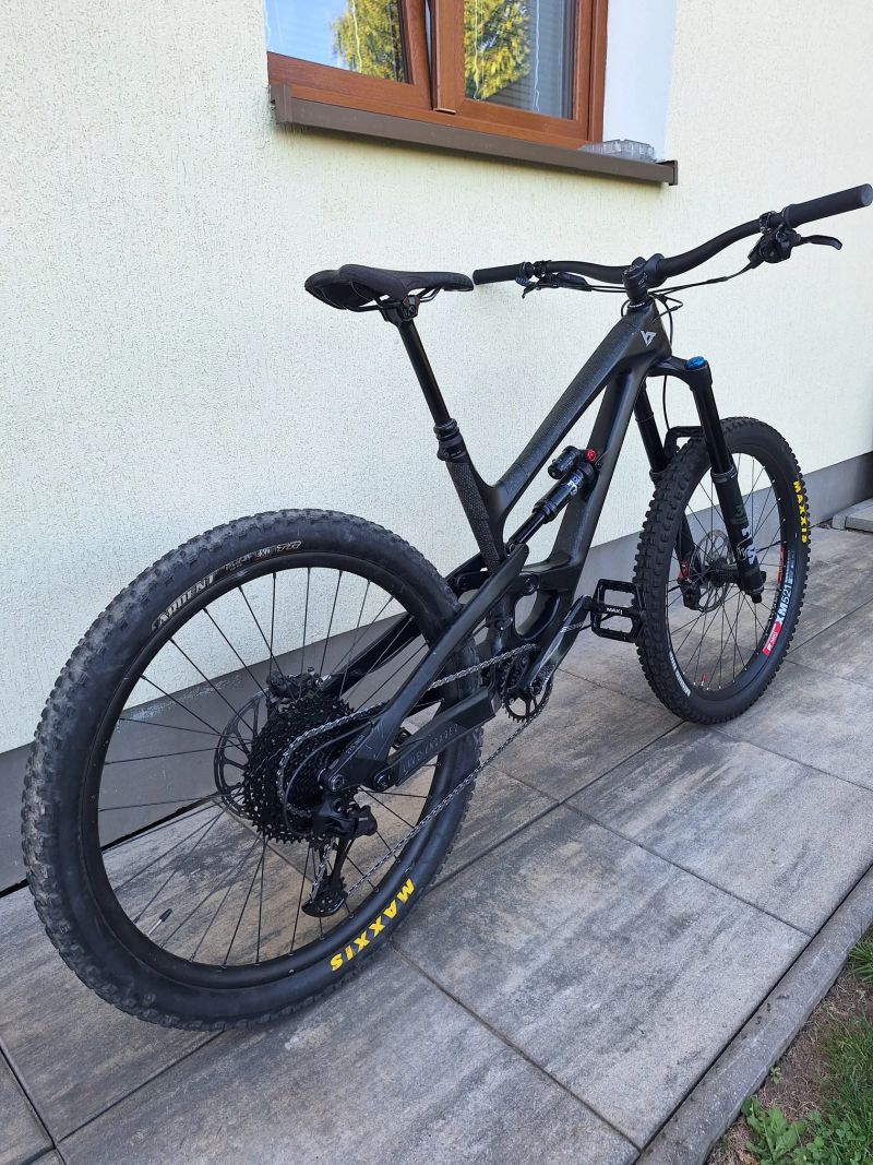 YT Industries capra