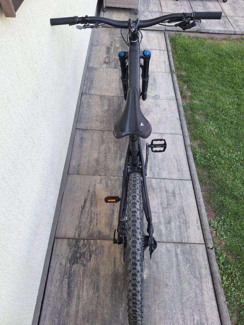 YT Industries capra