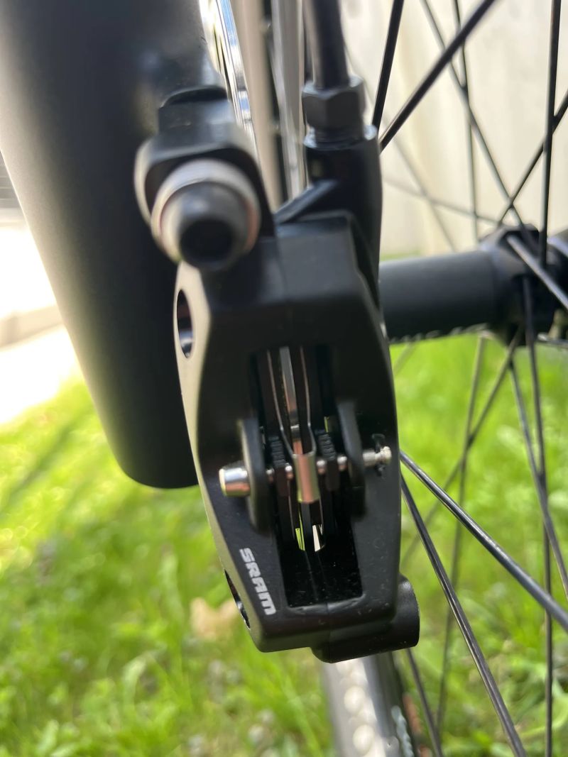 YT JEFFSY AL Core 2, vel. L, nájezd pouze 500 km