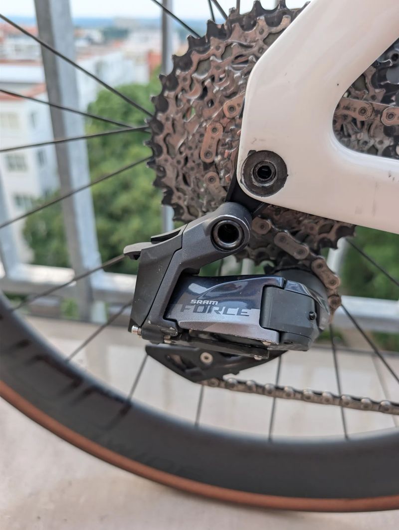 Canyon Aeroad CF SLX 8 AXS velikost XL