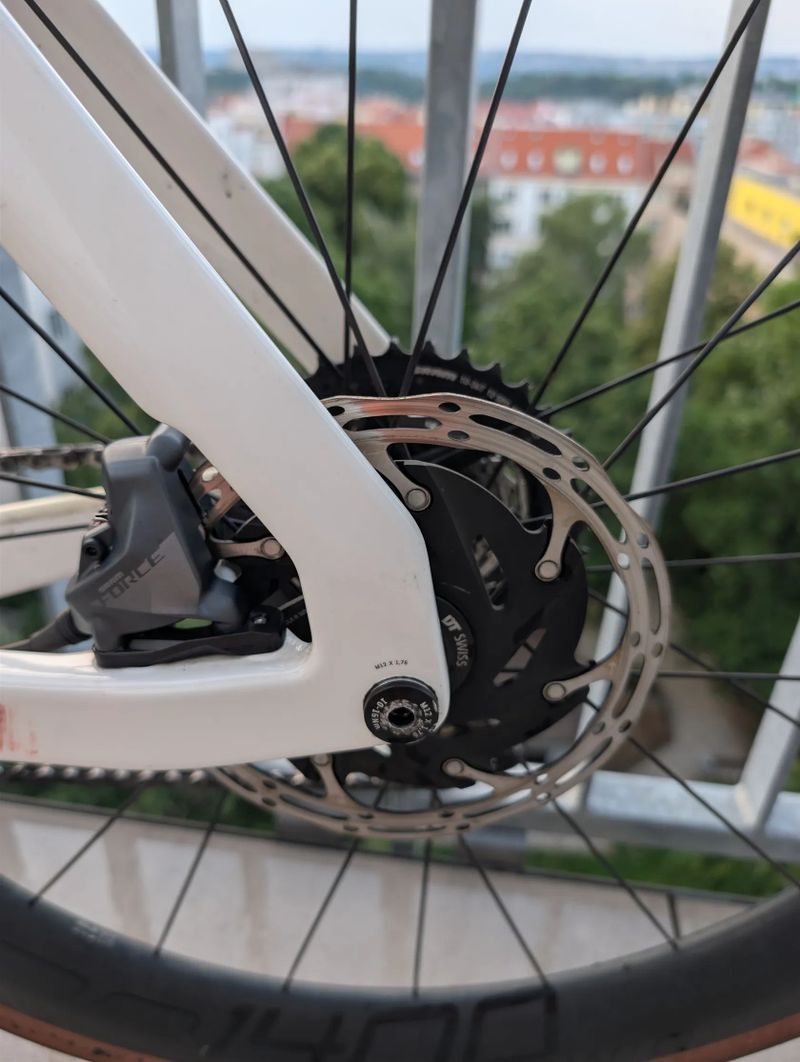 Canyon Aeroad CF SLX 8 AXS velikost XL