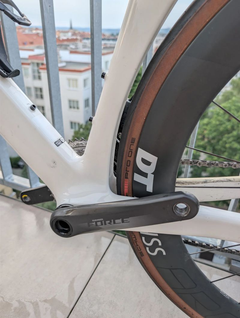 Canyon Aeroad CF SLX 8 AXS velikost XL