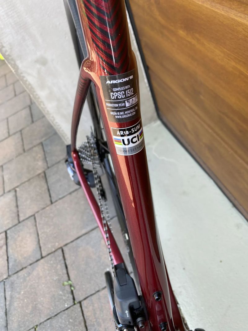 Argon 18 Sum Force AXS carbon 