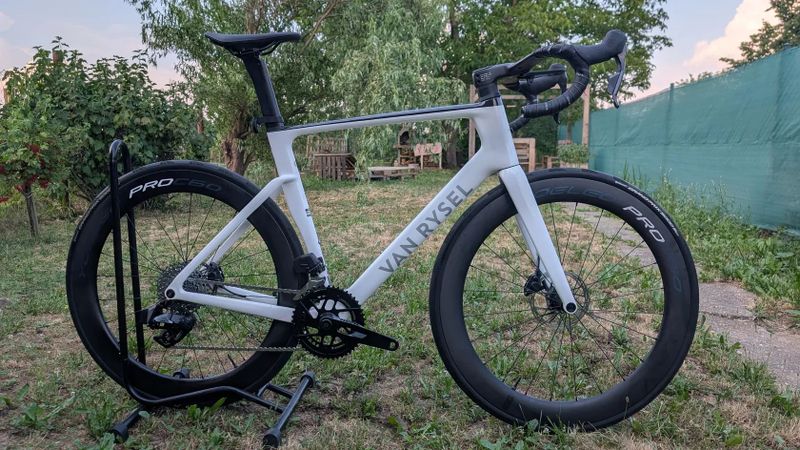 Van Rysel RCR-R Sram Rival AXS