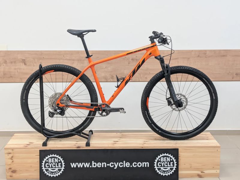 KTM Myroon pro