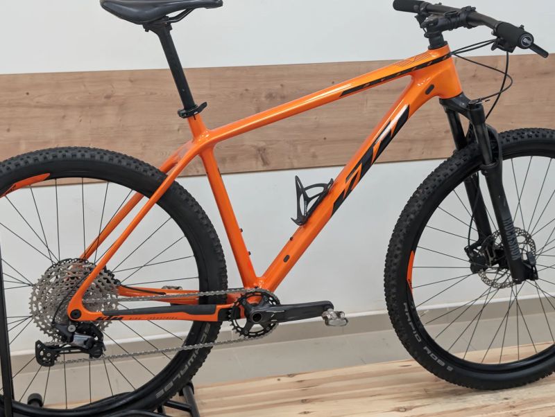 KTM Myroon pro