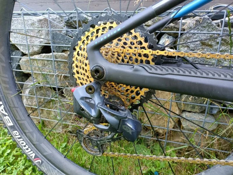 Mondraker F-Podium R