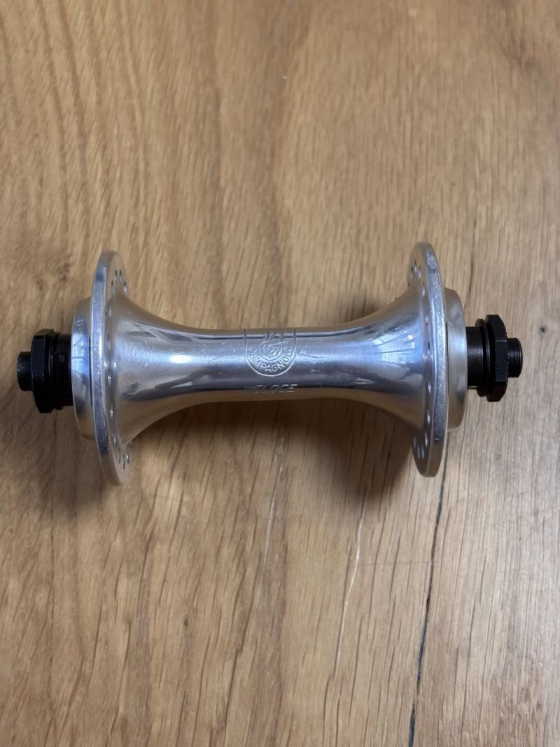 Campagnolo Veloce silniční přední náboj 36d