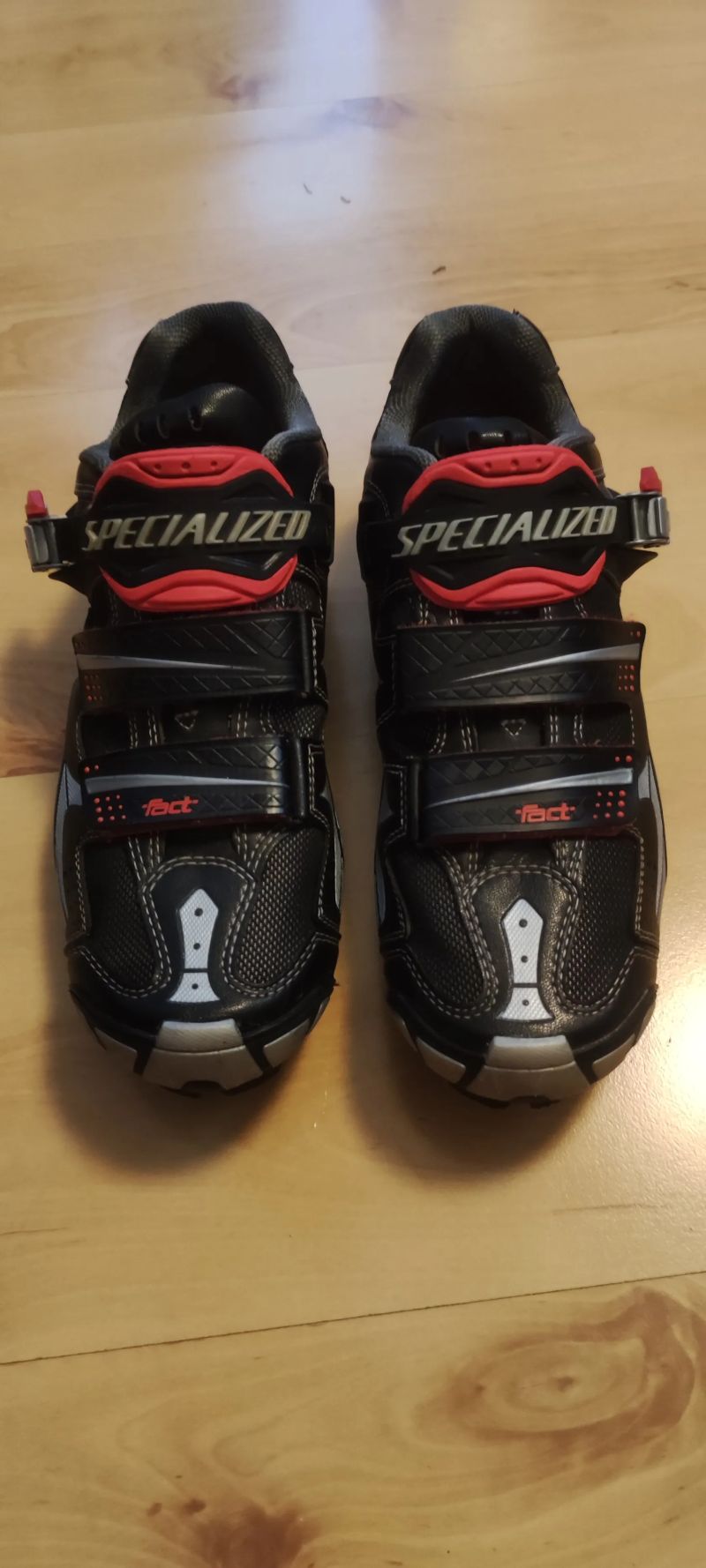 Specialized fact MTB tretry vel. 42