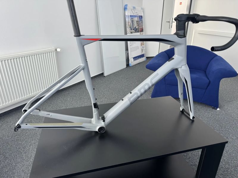 Rámová sada BMC Roadmachine 01 ONE, TOP stav