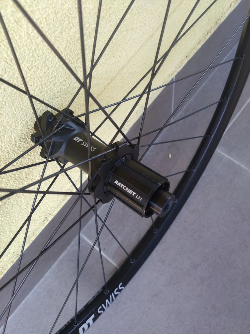 DT Swiss x1900