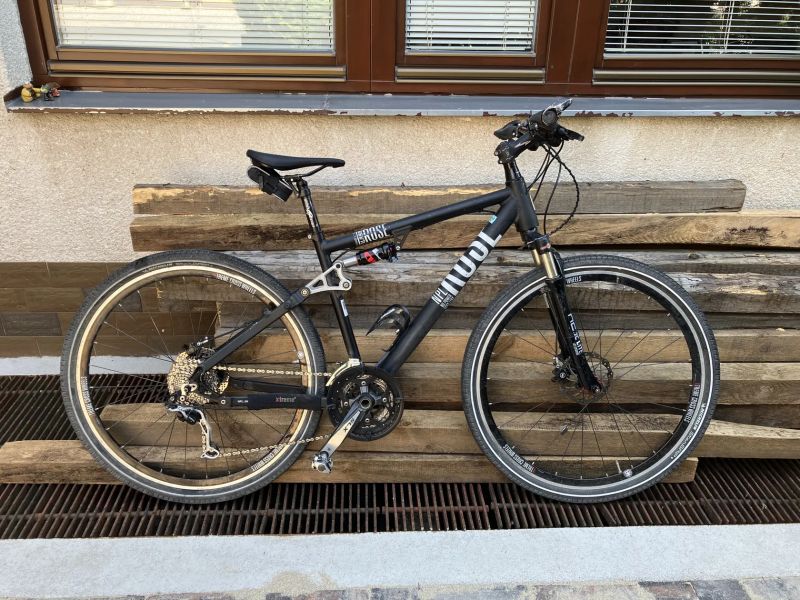 Horské kolo full 28”