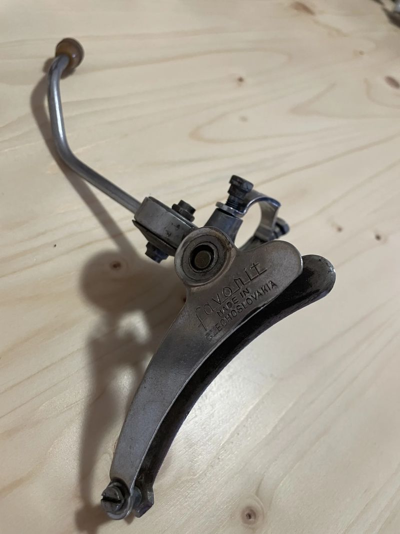 Campagnolo a Favorit 