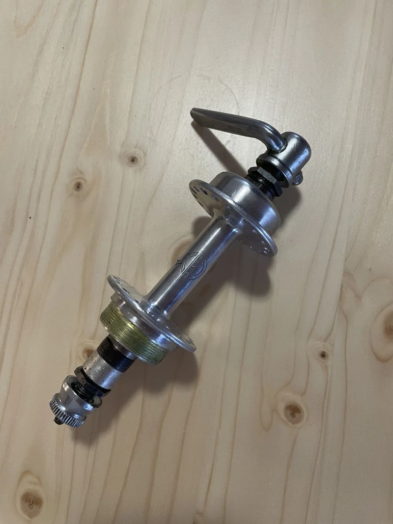 Campagnolo a Favorit 
