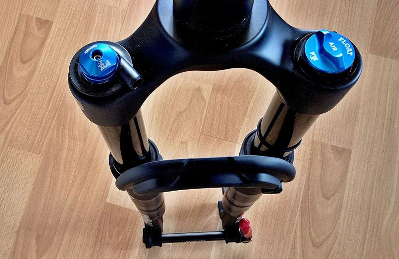 Predam novu FOX Racing Shox 32 Float SC 29" Performance 100mm Grip Boost 15x110mm Remote