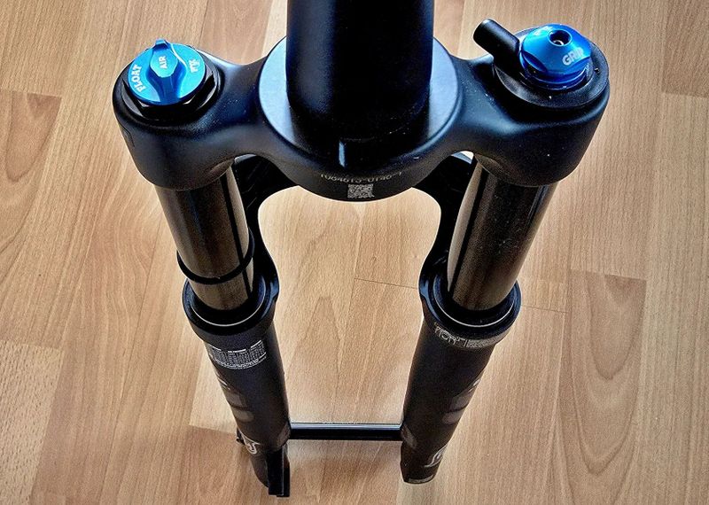 Predam novu FOX Racing Shox 32 Float SC 29" Performance 100mm Grip Boost 15x110mm Remote