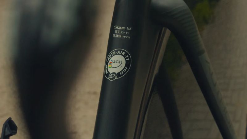 Author Airman TT — SRAM RED eTap + wattmetr Quarq | full karbon | vel. 535