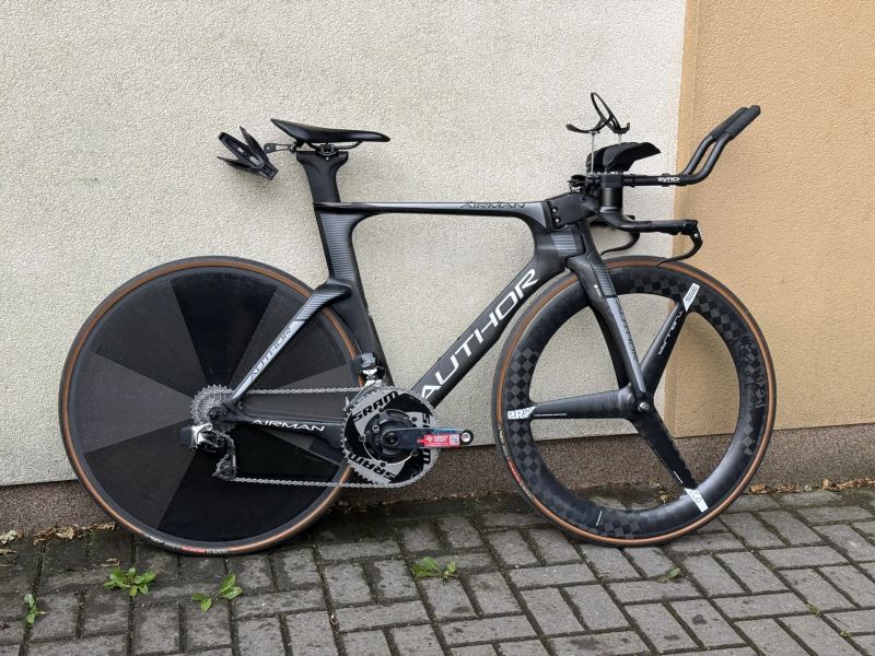 Author Airman TT — SRAM RED eTap + wattmetr Quarq | full karbon | vel. 535