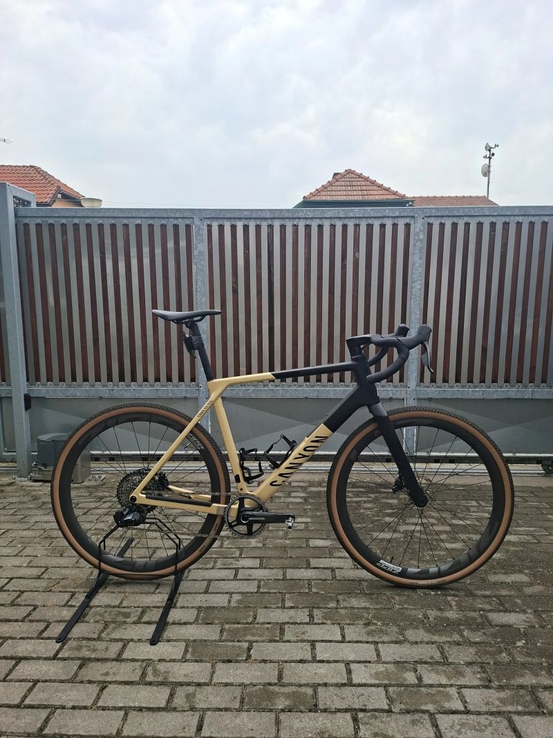 Canyon Grail CF SLX