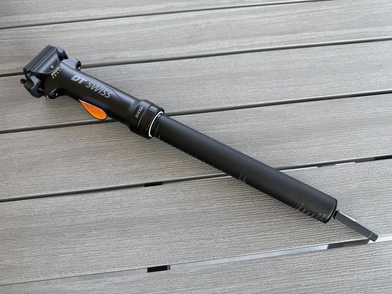 Teleskopická sedlovka DT Swiss D232 One Carbon 27.2mm