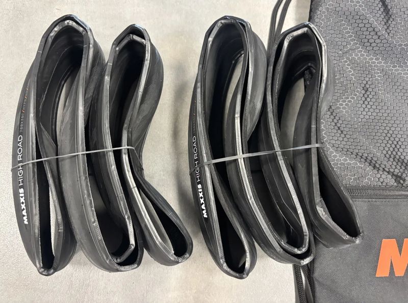 Silniční pláště Maxxis High Road TR 30mm