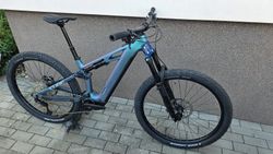Nový Cube Stereo Hybrid One44 HPC custom "M" Top verze