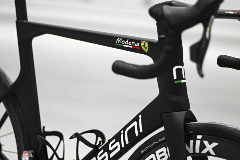 Massini Modena XL, Sram AXS 2x12, Carbonix