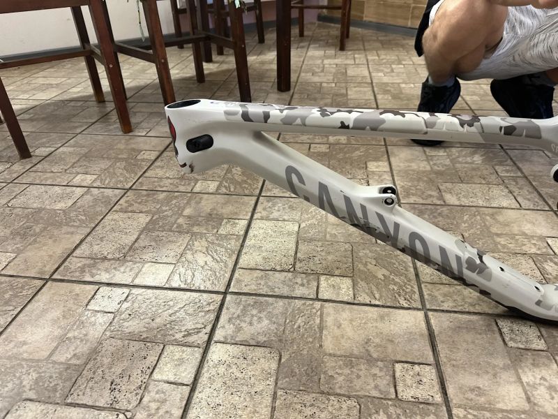 Canyon spectral cf karbon