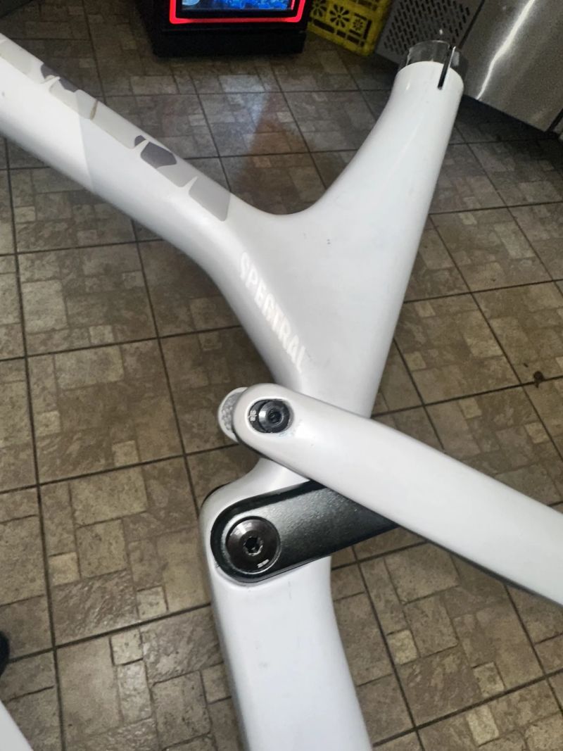 Canyon spectral cf karbon