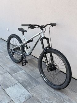 Commencal Meta AM V4.2