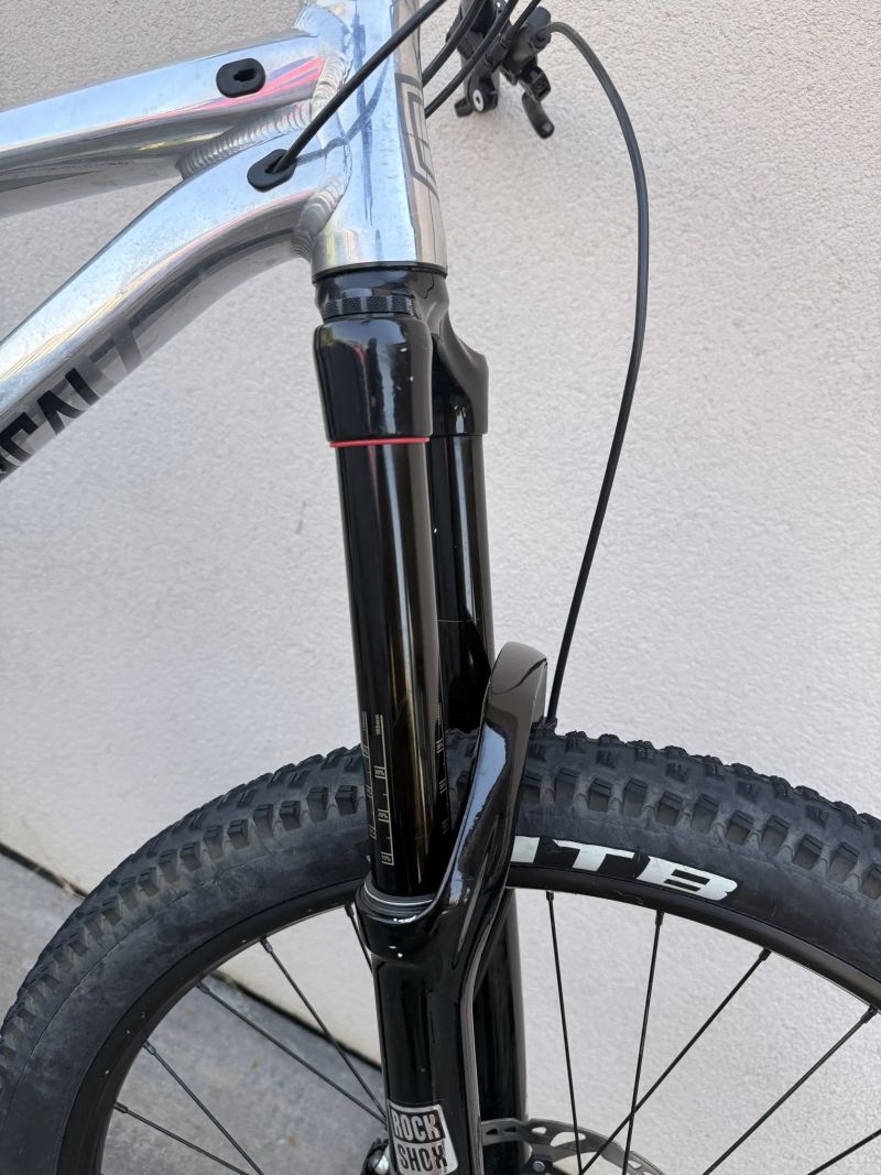 Commencal Meta AM V4.2