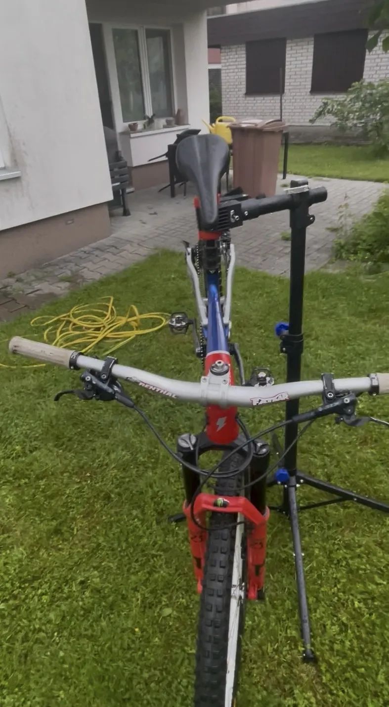 YT Industries Jeffsy 13