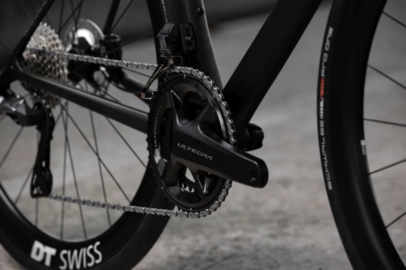 SUPERIOR RR 9.8 Matte Carbon / black, vel. 56 cm (L) (Ultegra , karbonová kola ,váha 7,5 Kg!)