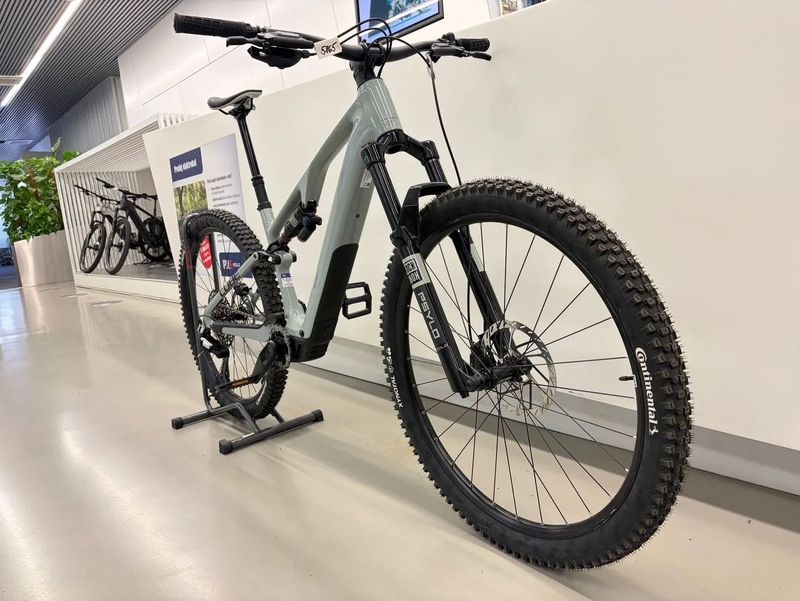 Cube AMS Hybrid ONE44 C:62 Race 400X