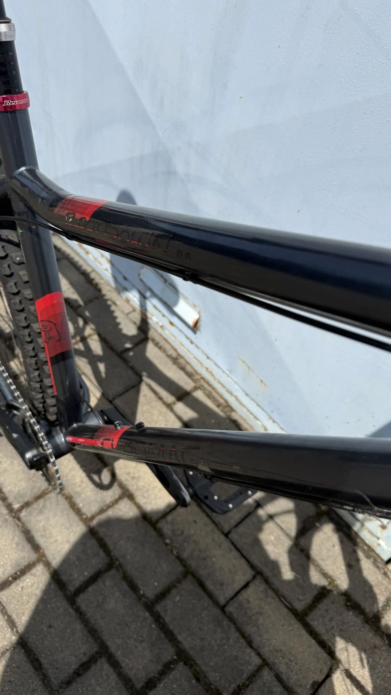 Hardtail Enduro na rámu CHROMAG ROOTDOWN