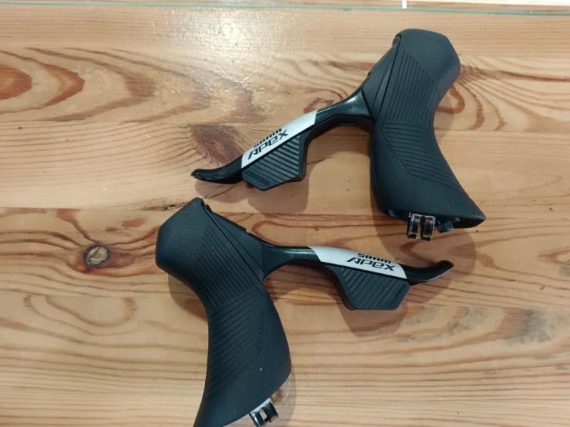 Sram APEX