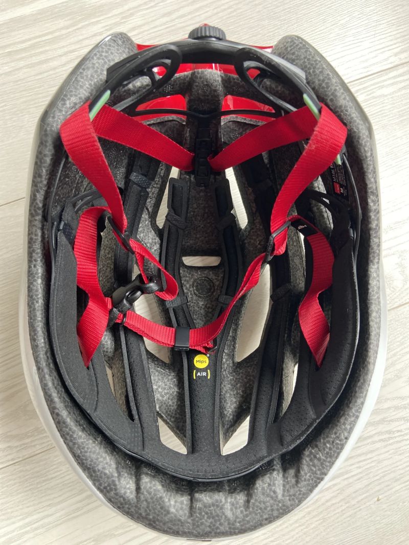 Met Trenta 3K carbon