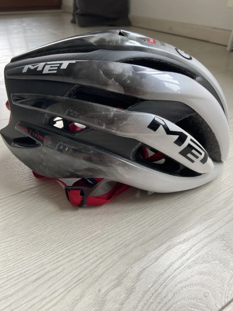 Met Trenta 3K carbon