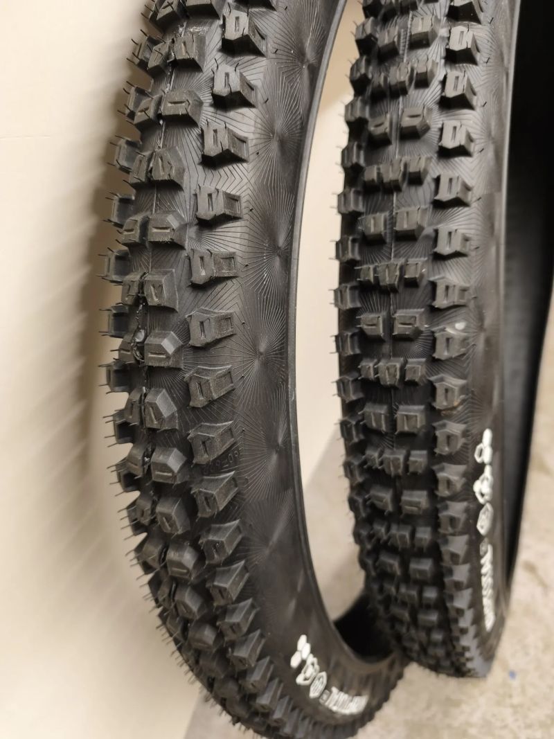 Continental Kryptotal 29"x2.4 + 27.5"x2.4